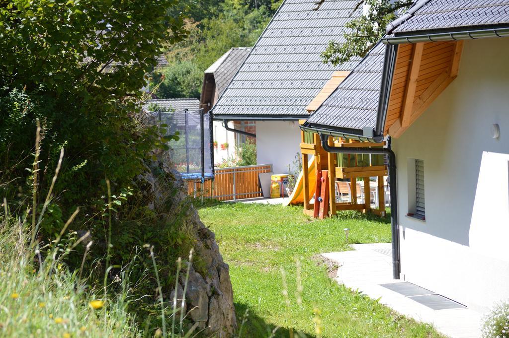 Apartments Tourist Farm Storman With Ev Ch-Station Tržič Exteriör bild