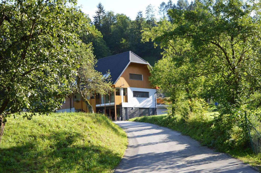 Apartments Tourist Farm Storman With Ev Ch-Station Tržič Exteriör bild